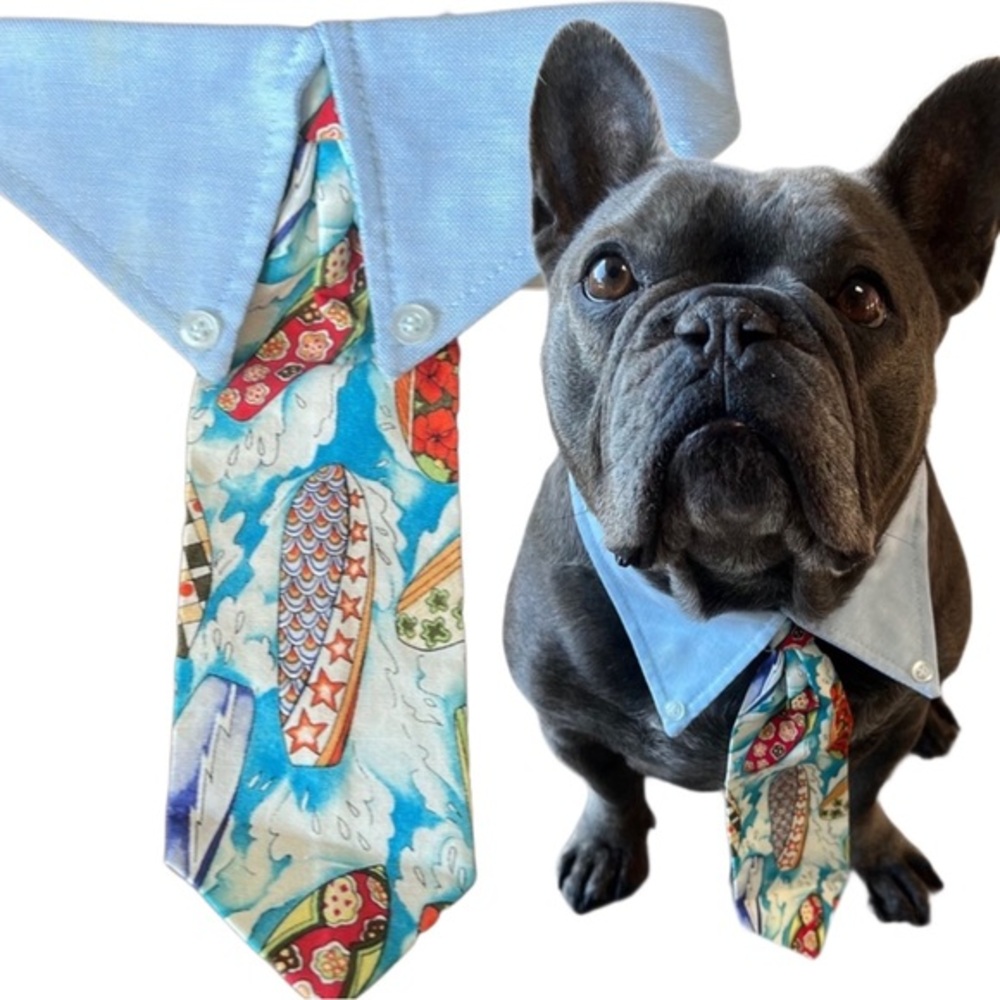 Surf print dog tie (medium 15-19”)